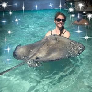 Meet your Posher, Stacy